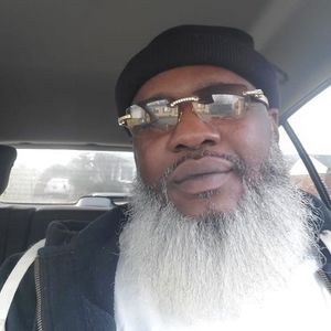 Meet your Posher, Kenneth